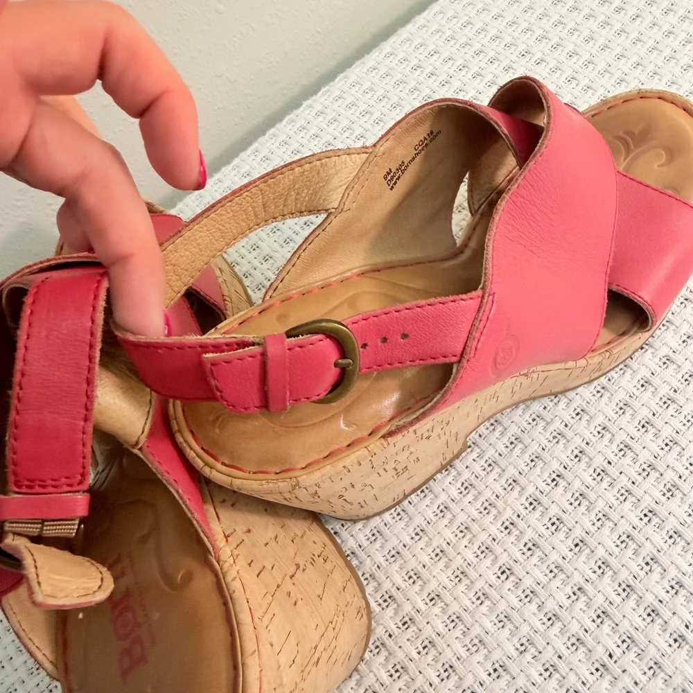 Born Wedge Sandals Women 9 Fuchsia Leather Crisscross Slingback Boho Summer Bold